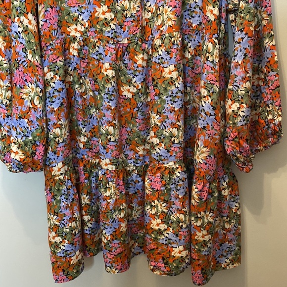 Floral and feminine summer dress - Picture 4 of 5